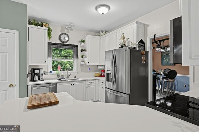 12 Oak Park Place, Savannah, GA 31405