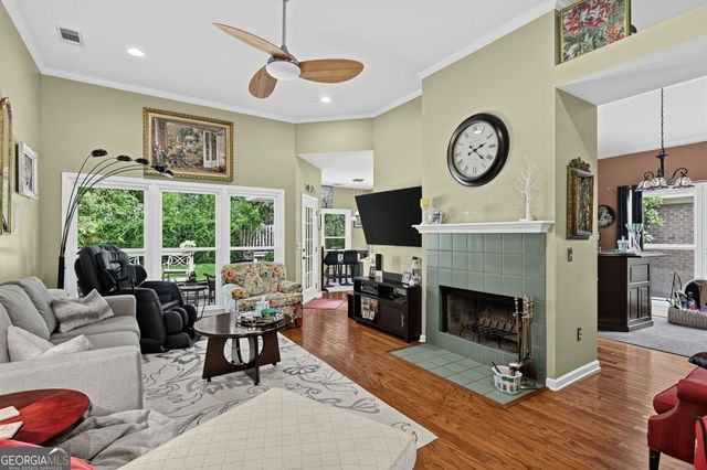 12 Oak Park Place, Savannah, GA 31405