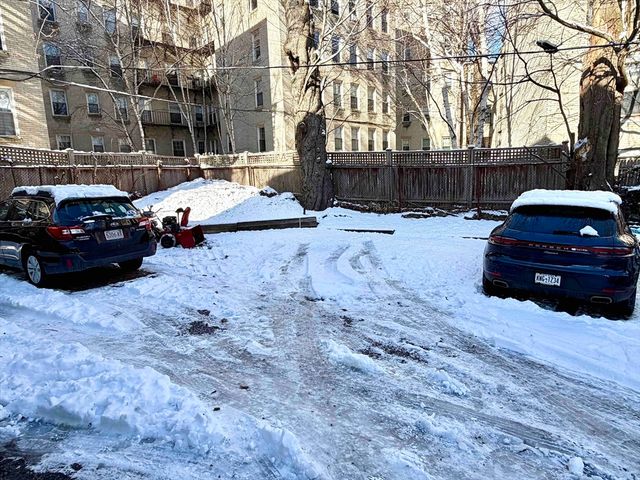 12 Braemore Rd 1, Boston, MA 02135