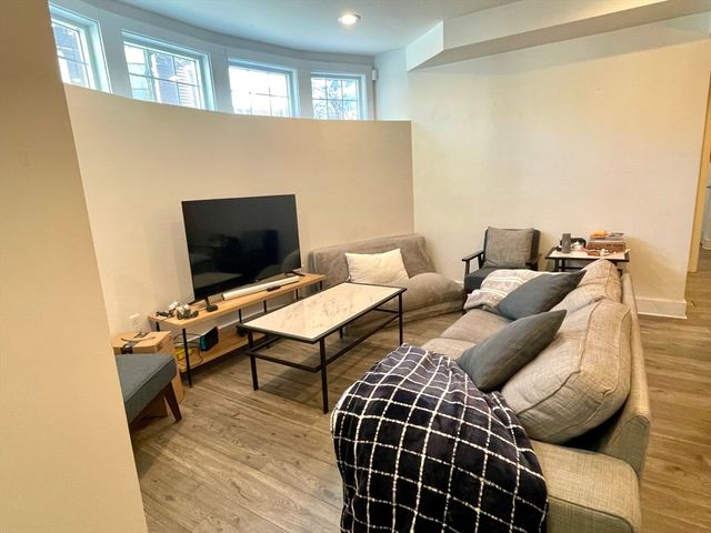 12 Braemore Rd 1, Boston, MA 02135