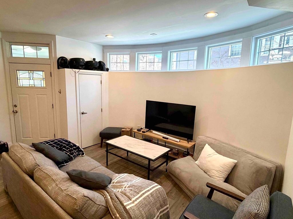 12 Braemore Rd 1, Boston, MA 02135