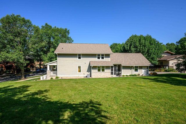 6750 Frank Lloyd Wright Avenue, Middleton, WI 53562
