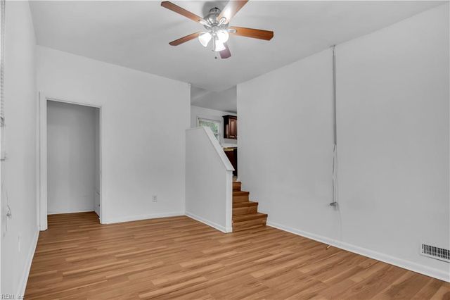 242 Bannon CT, Hampton, VA 23666