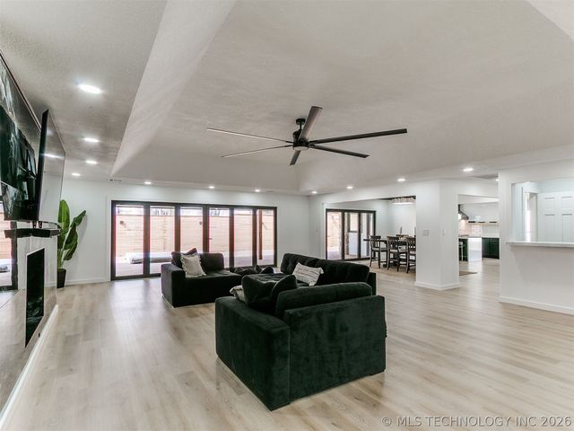 7310 S College Place, Tulsa, OK 74136