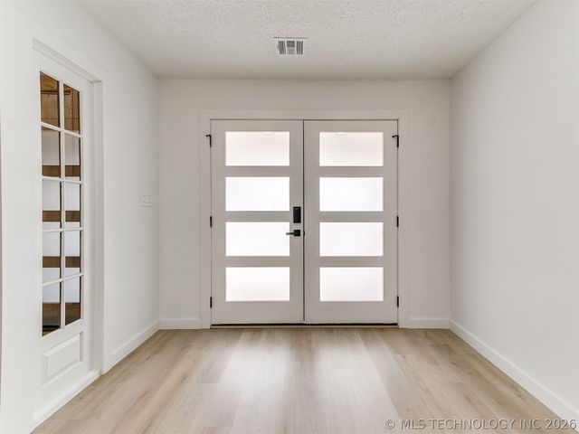 7310 S College Place, Tulsa, OK 74136