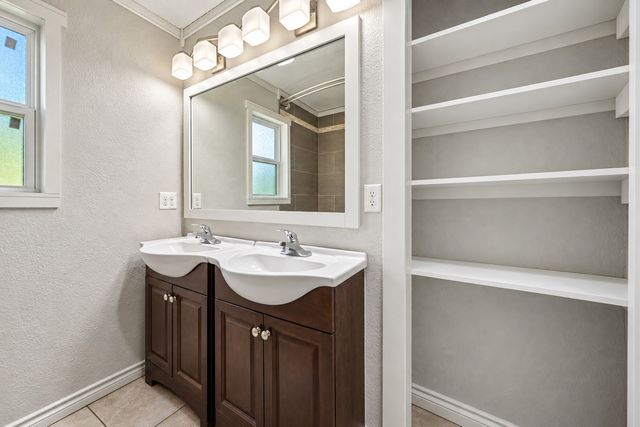 1617 N Binkley, Sherman, TX 75020