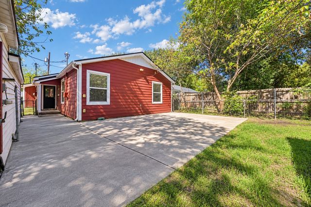 1617 N Binkley, Sherman, TX 75020