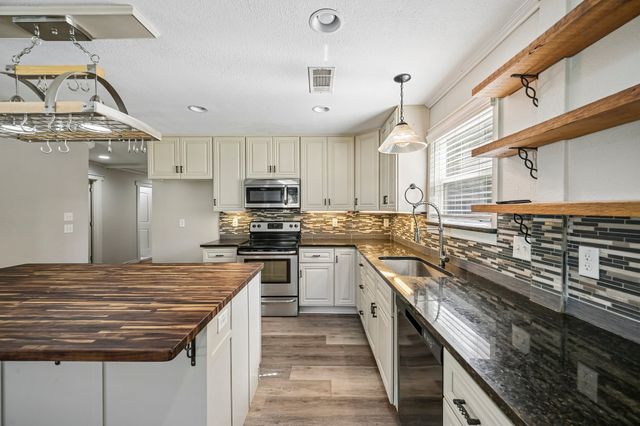 1617 N Binkley, Sherman, TX 75020