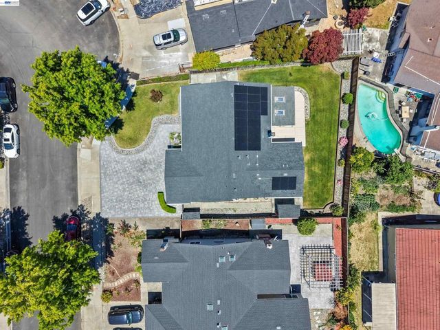 4815 Windermere Dr, Newark, CA 94560
