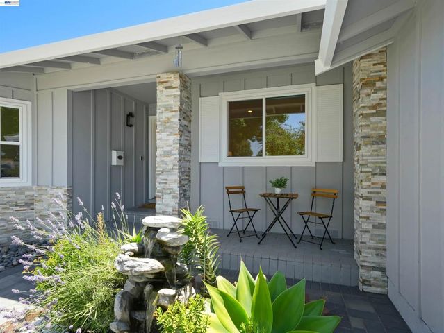 4815 Windermere Dr, Newark, CA 94560