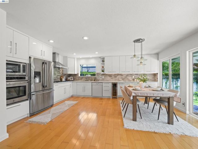 4815 Windermere Dr, Newark, CA 94560