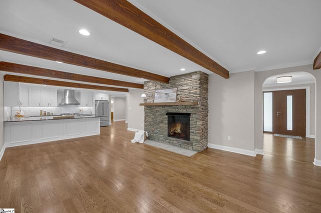 128 Edgecombe Road, Spartanburg, SC 29307