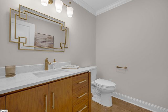 128 Edgecombe Road, Spartanburg, SC 29307