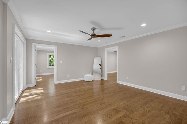 128 Edgecombe Road, Spartanburg, SC 29307
