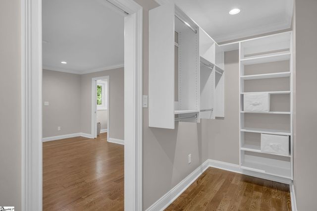 128 Edgecombe Road, Spartanburg, SC 29307