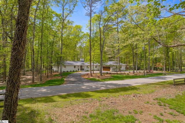 128 Edgecombe Road, Spartanburg, SC 29307