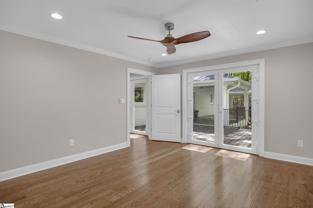128 Edgecombe Road, Spartanburg, SC 29307