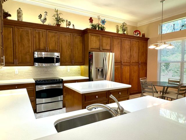 10816 Broadview Bay Point, Boynton Beach, FL 33473