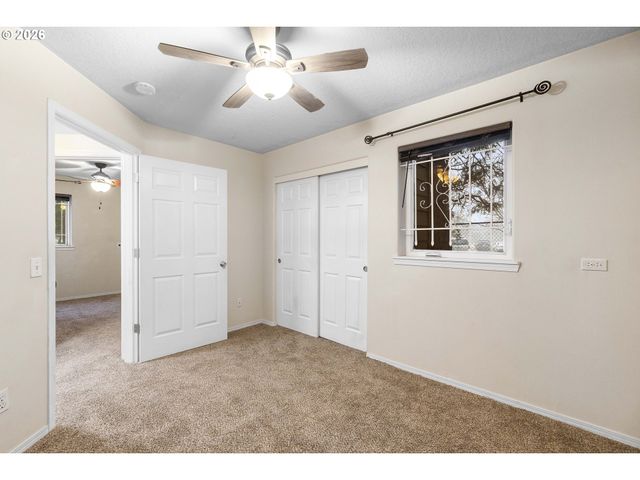 11649 Se Fuller Rd, Milwaukie, OR 97222