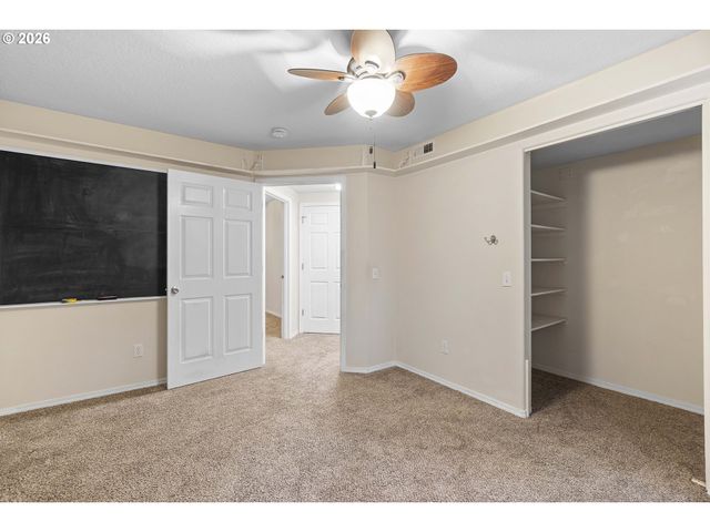 11649 Se Fuller Rd, Milwaukie, OR 97222