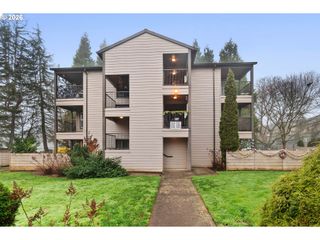 11649 Se Fuller Rd, Milwaukie, OR 97222