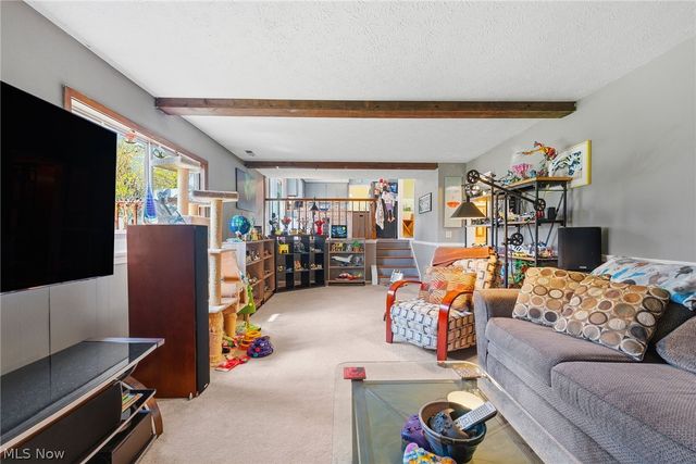 27491 Linwood Circle, North Olmsted, OH 44070