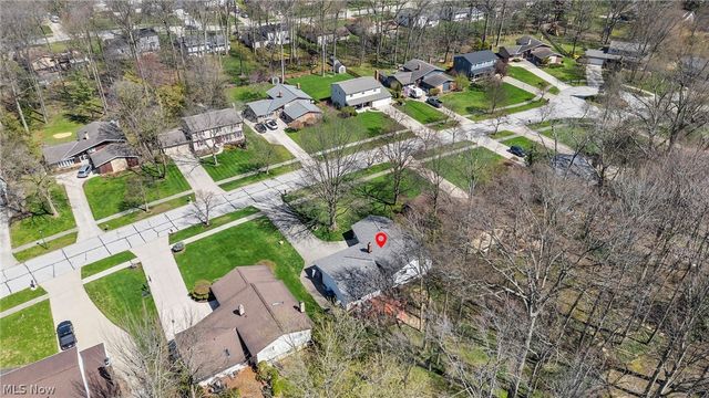 27491 Linwood Circle, North Olmsted, OH 44070