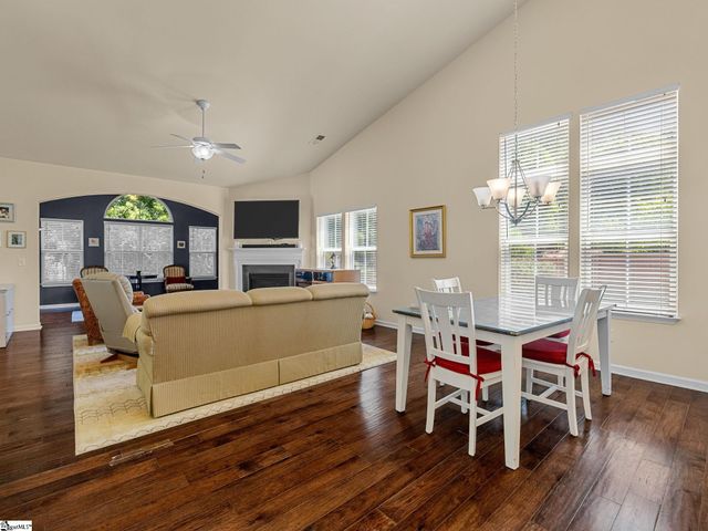 432 Fieldsview Lane, Simpsonville, SC 29681