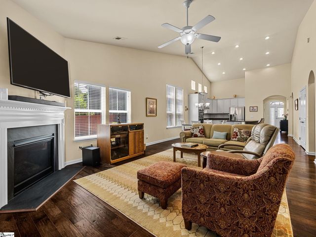 432 Fieldsview Lane, Simpsonville, SC 29681