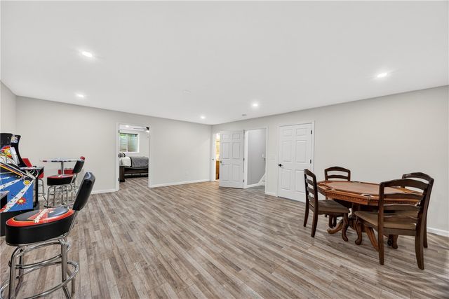 325 Falcon's Nest Road, Walhalla, SC 29691