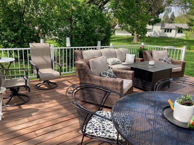 9622 Toledo Circle, Bloomington, MN 55437