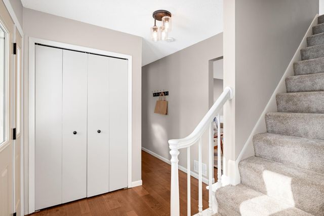 9622 Toledo Circle, Bloomington, MN 55437