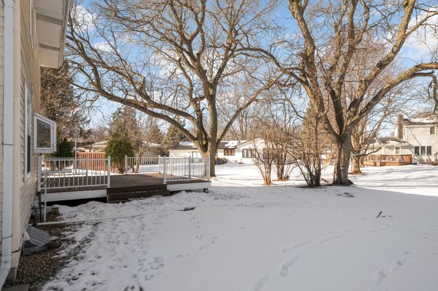 9622 Toledo Circle, Bloomington, MN 55437