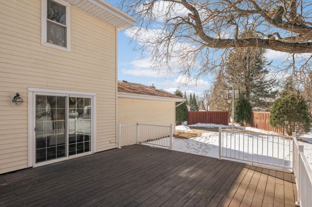 9622 Toledo Circle, Bloomington, MN 55437