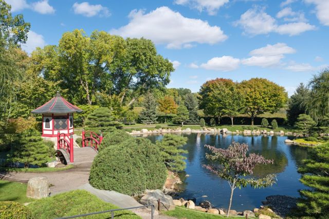 9622 Toledo Circle, Bloomington, MN 55437