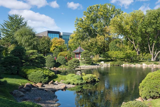 9622 Toledo Circle, Bloomington, MN 55437