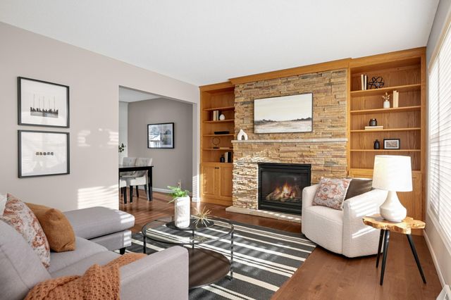 9622 Toledo Circle, Bloomington, MN 55437