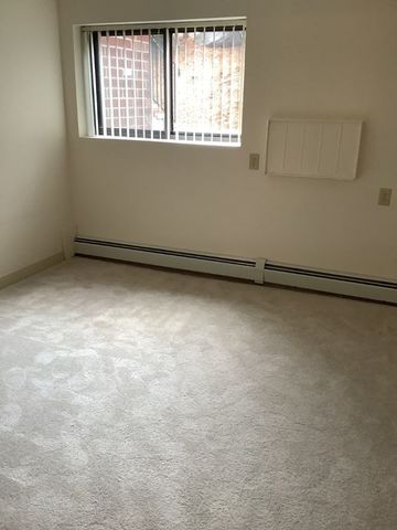 50 Cambridge Road 312, Woburn, MA 01801