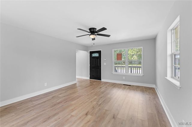 3543 14th St, Northport, AL 35476