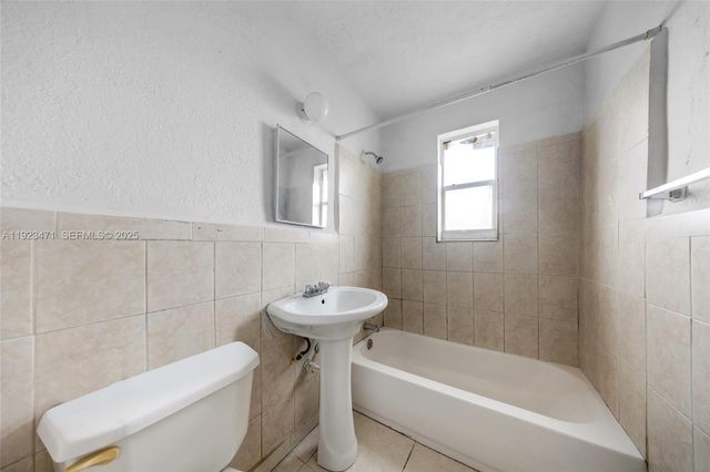 6020 NW 13th Ave, Miami, FL 33142