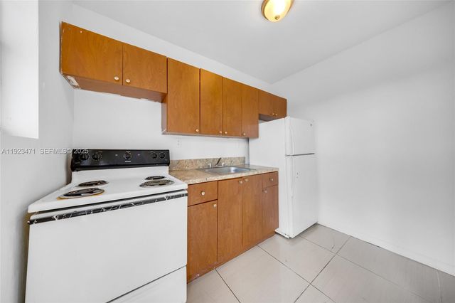 6020 NW 13th Ave, Miami, FL 33142