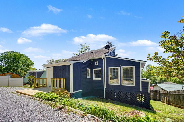 34 Circle Way, Lancaster, KY 40444