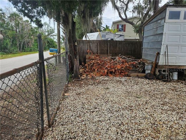 1559 S FISHCREEK POINT, Crystal River, FL 34429