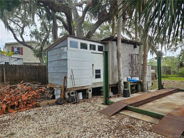 1559 S FISHCREEK POINT, Crystal River, FL 34429