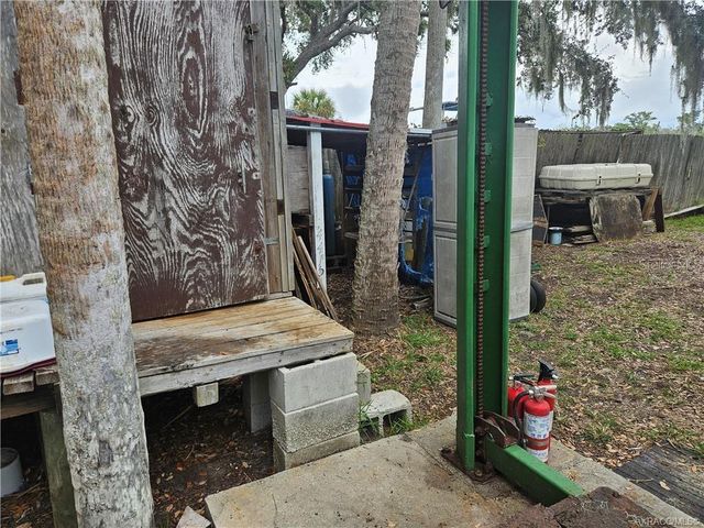 1559 S FISHCREEK POINT, Crystal River, FL 34429