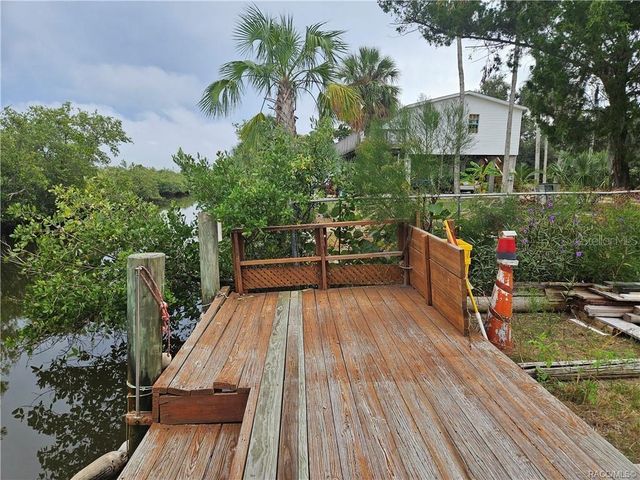 1559 S FISHCREEK POINT, Crystal River, FL 34429