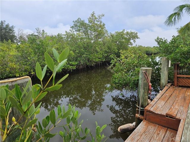 1559 S FISHCREEK POINT, Crystal River, FL 34429