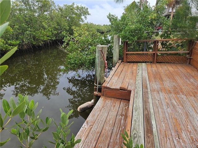 1559 S FISHCREEK POINT, Crystal River, FL 34429