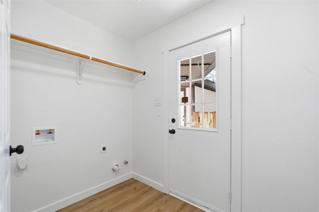 3311 Knoll Manor Drive, Houston, TX 77345