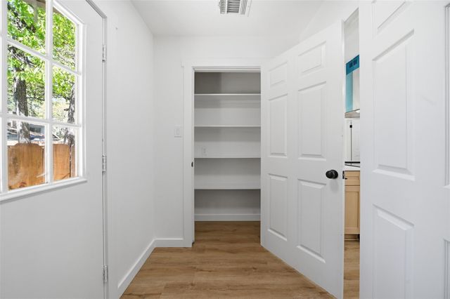 3311 Knoll Manor Drive, Houston, TX 77345